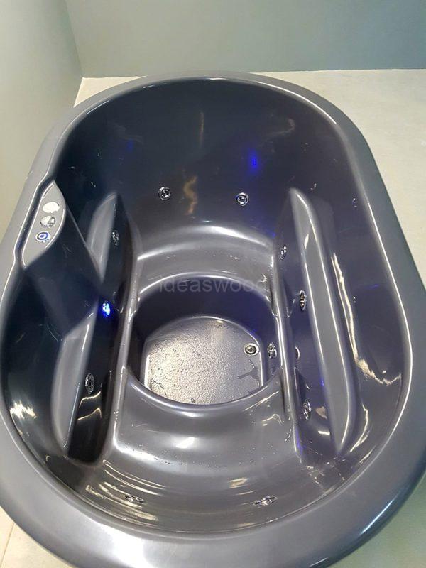 Double hot tub - Image 2